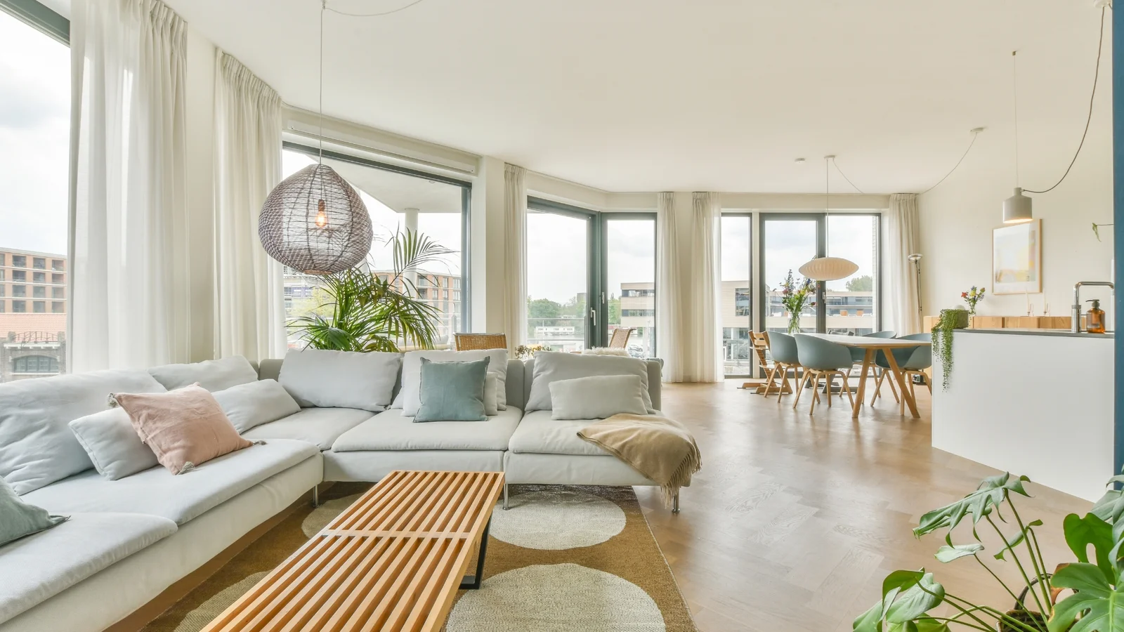 The Importance of Having a Clean House: A Pathway to Health and Happiness